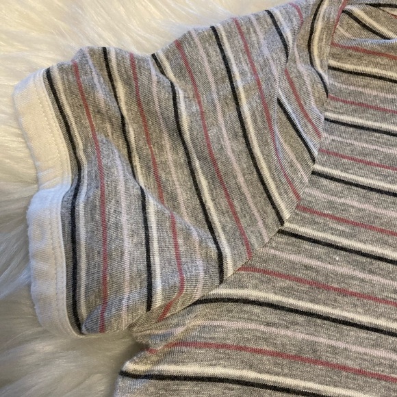 🔴Gray striped top by SO - Picture 3 of 6